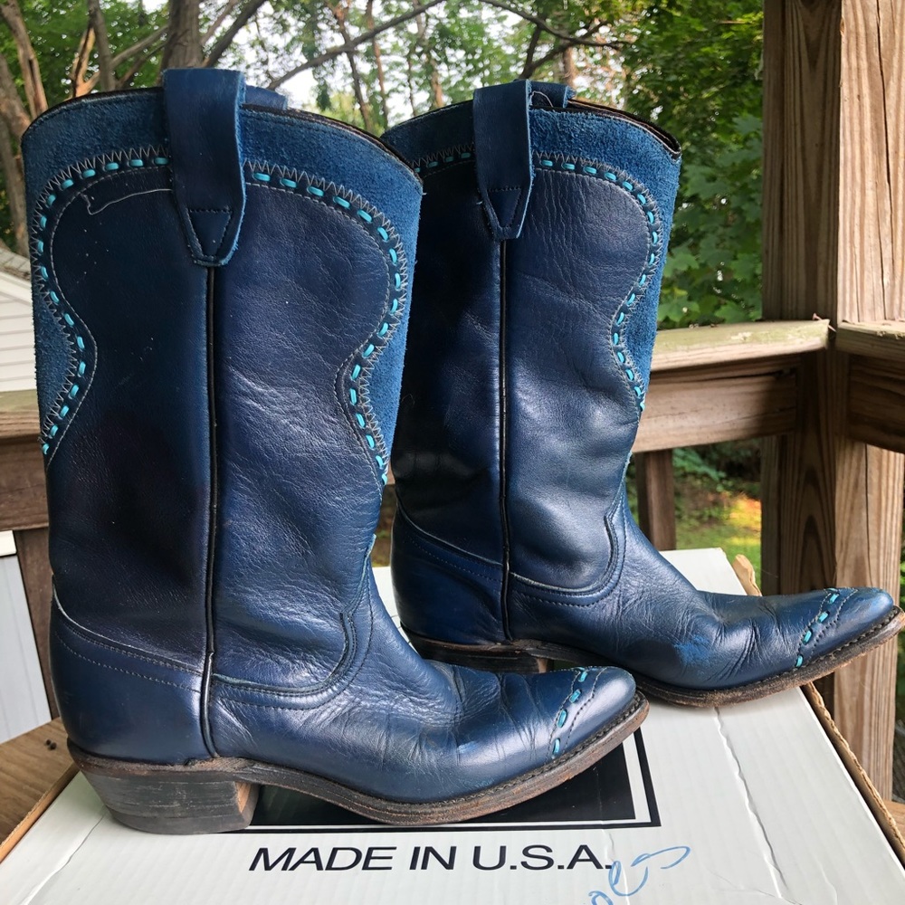 Vintage Wrangler blue leather cowboy boots SALE!